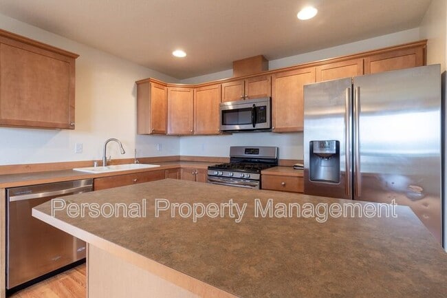 Photo - 3500 Olive St