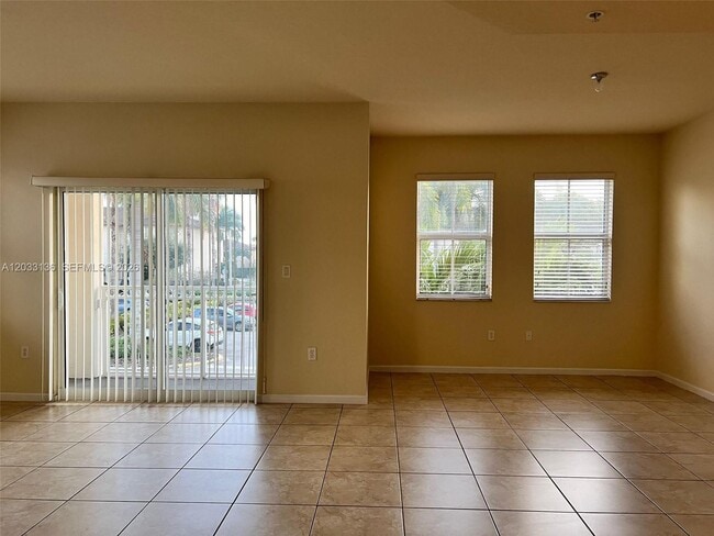 Photo - 11503 NW 89th St Unit 223