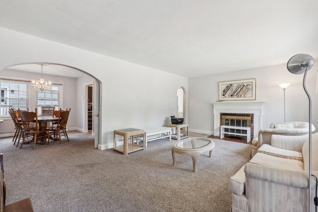 Photo - 4801 Guilford Rd