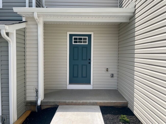 Photo - 105 Robinia Rd
