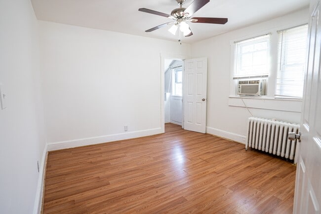 Photo - 4711 Branchville Rd