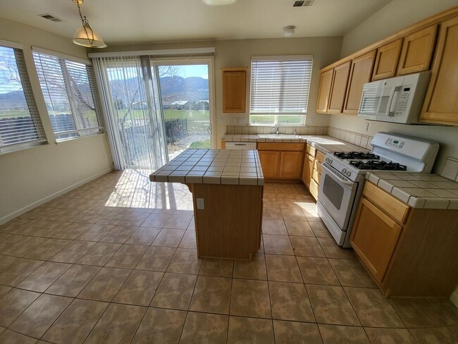 Photo - 377 Royal Troon Dr