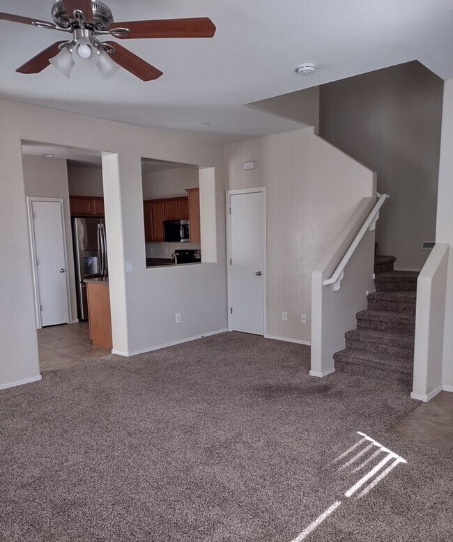 949 E Agua Fria Ln