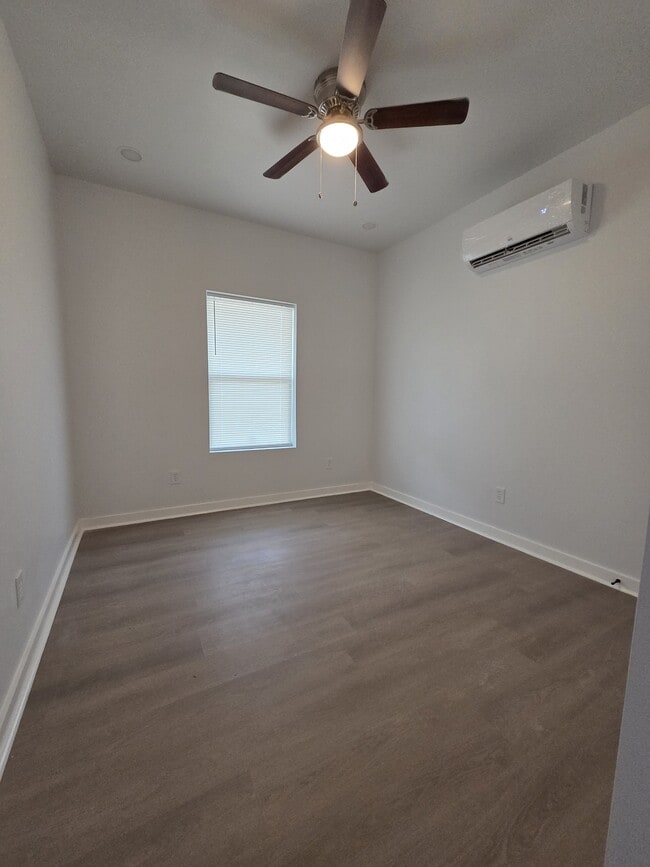 Photo - 3530 Highview Ct