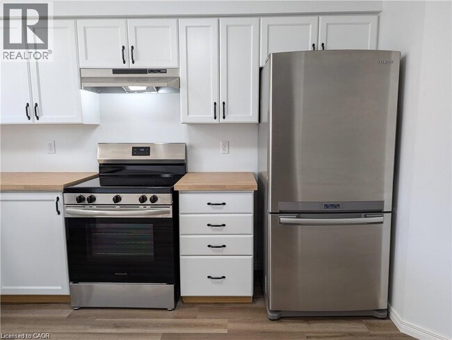 Photo - 699 Laurelwood Dr