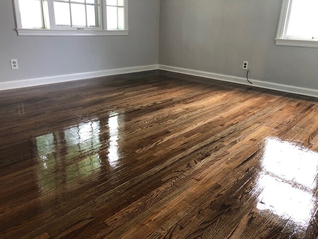 Photo - 2503 Emil Ave