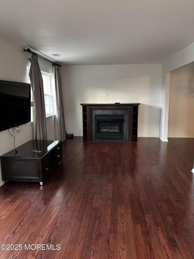 Photo - 11 Fiddlers Elbow Ct