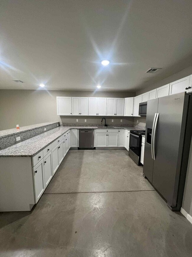 Photo - 206-208 N Wall Duplex Unit 206 N Wall
