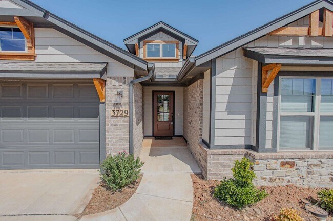 3729 Alta Vis Dr
