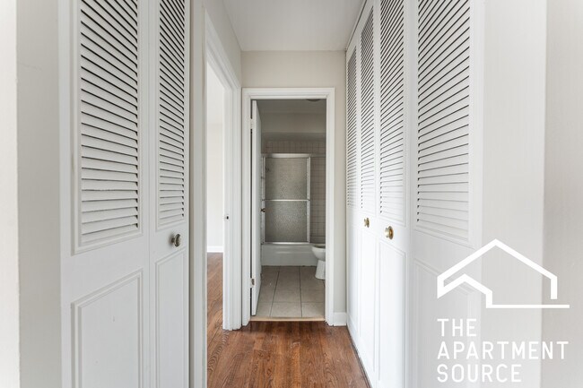 Photo - 6011 N Winthrop Ave Unit 511