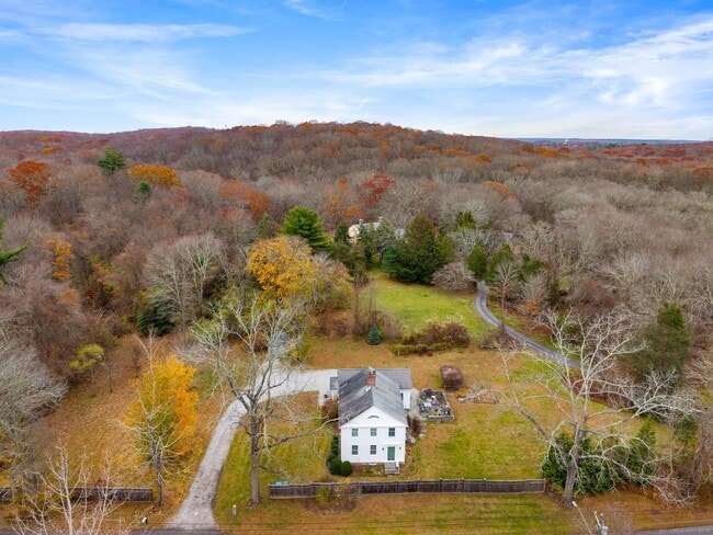 Photo - 138 School House Rd