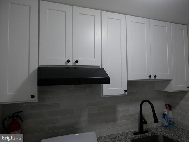 Photo - 313 Hampden Rd