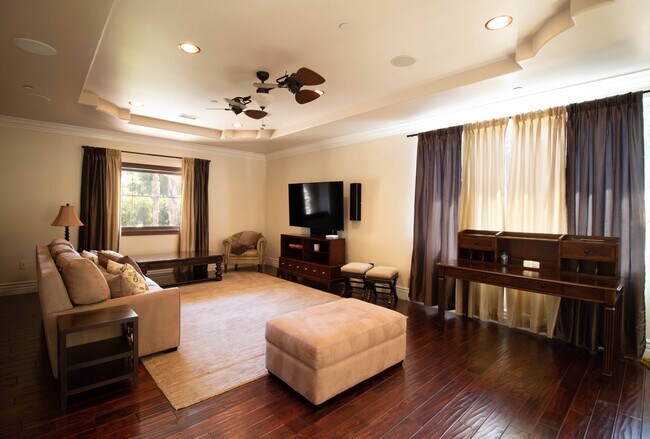 Photo - 14339 Valley Vista Blvd