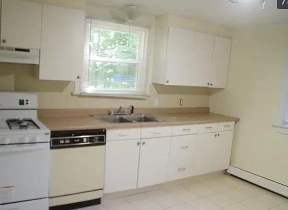26 Courter Ave