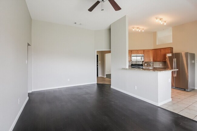 Photo - 936 Manor Dr