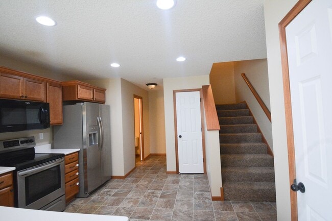 Photo - 3 Floor Townhome With Large Yard