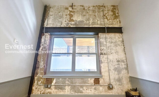 Photo - 2212 Morris Ave Unit Apartment 208