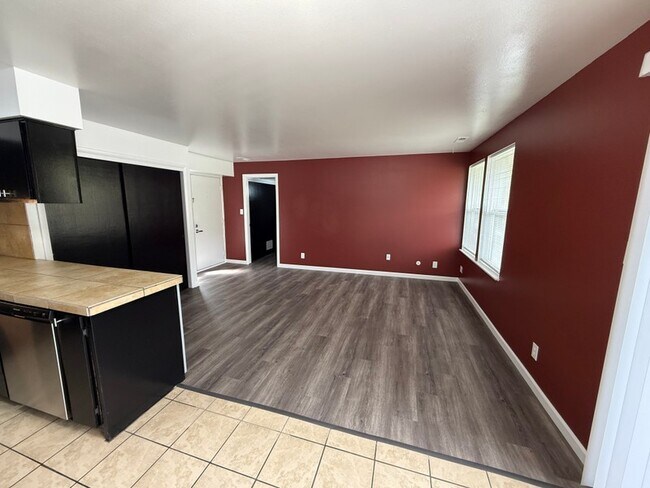 4564 Harrison Blvd Unit 1