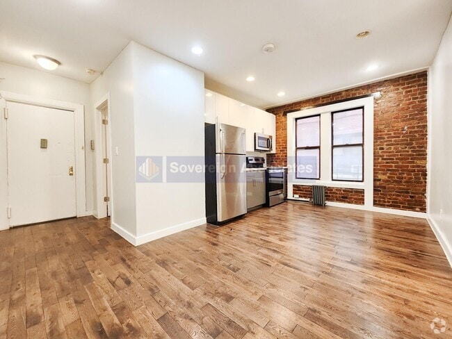 Building Photo - 14 Thayer St Rental