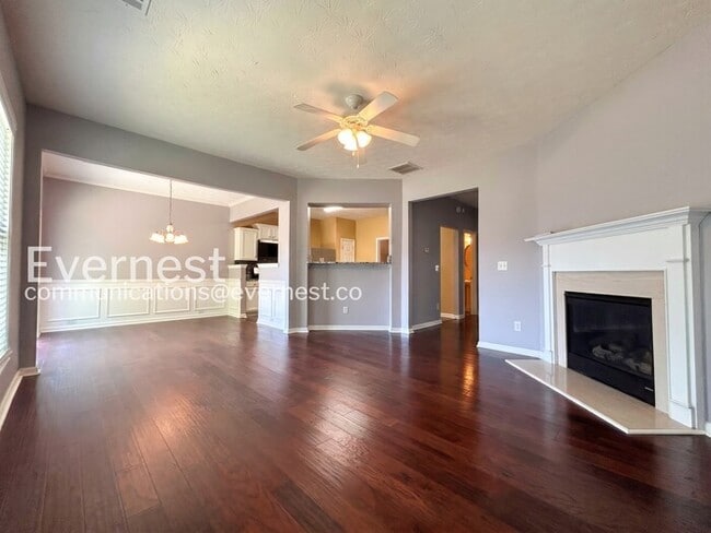 Photo - 729 Mountain Laurel Dr