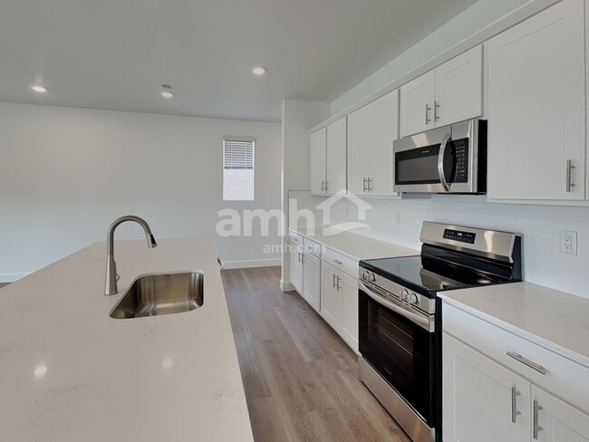 Photo - 10091 Potomac St