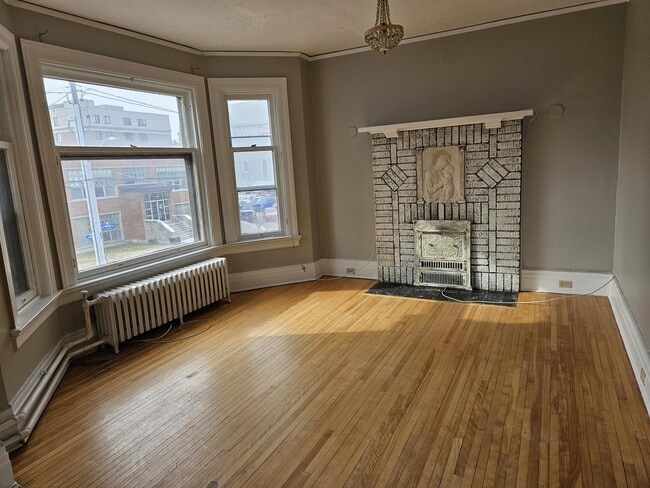Building Photo - 209 Rue Wilbrod St Unit 2