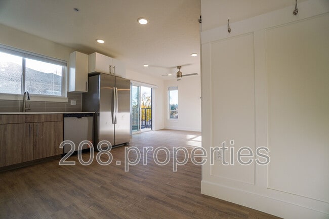 Photo - 4632 N Iota Ln