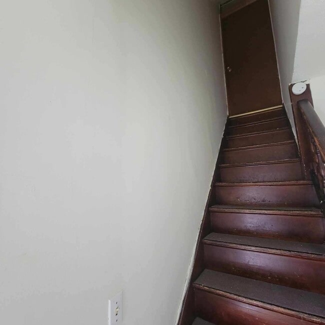 Photo - 127 N 9th St