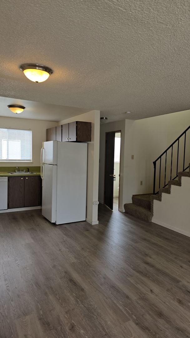 Building Photo - 2 Bedroom Duplex in Shelton Rental