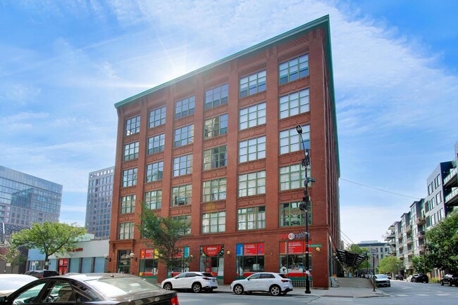 Building Photo - 1017 W Washington Blvd Unit 6AB