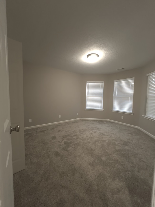 Photo - 21 Laurel Ln