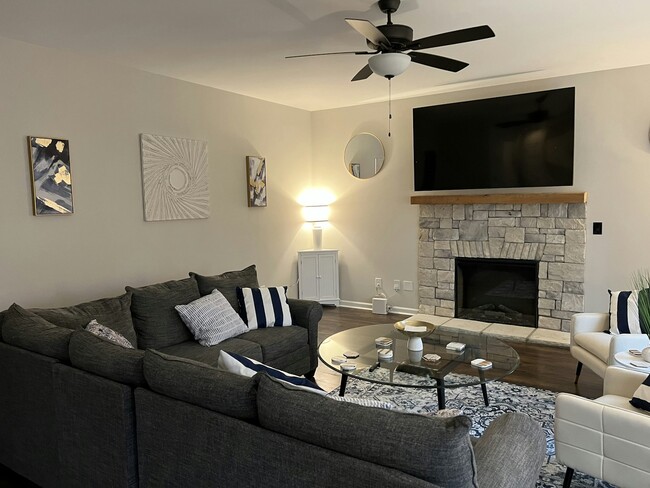 Photo - 254 Webster Lake Dr