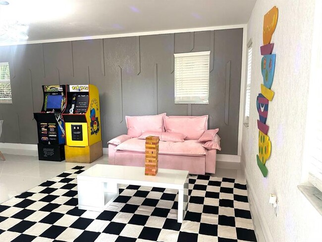 Photo - 1682 NE 146th St