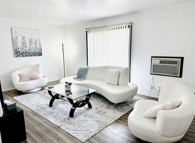 Photo - 4815 Creek View Rd Unit 3