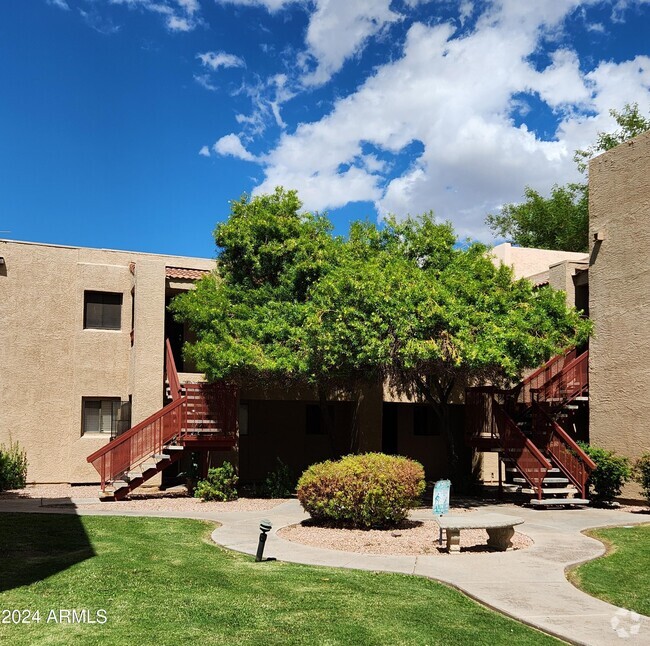 Building Photo - 3131 W Cochise Dr Unit 149 Rental