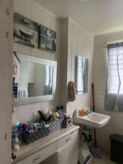 Photo - 94-965-965 Awanei St Unit A