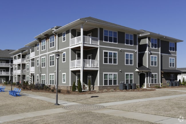 Photo - Abberly Market Point Apartment Homes