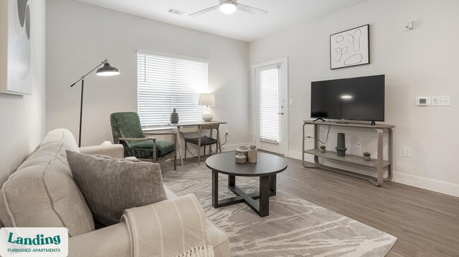 Photo - 3501 N Austin St Unidad 4210.1411073