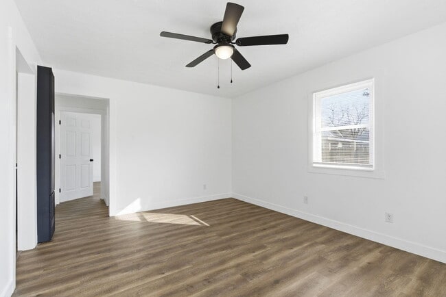 Photo - 520 N Park Ave