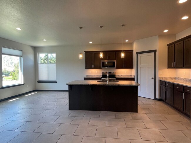 Photo - Now renting 3 bedroom 2 bathroom House
