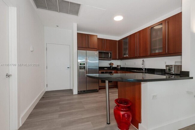 Photo - 2301 Collins Ave Unit 1636