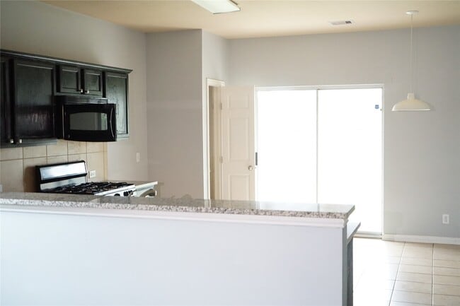 Photo - 10710 Barker View Dr