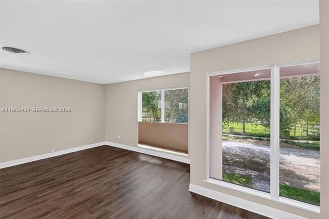 Photo - 539 Menendez Ave Unit 539 Menendez Ave  539