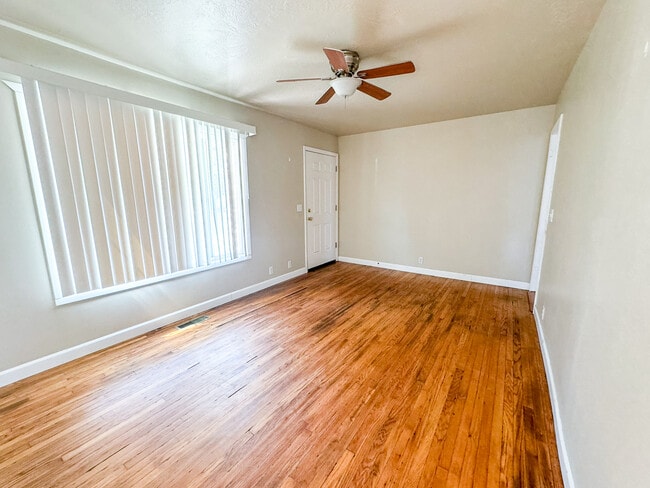 Photo - 1730 W Center St