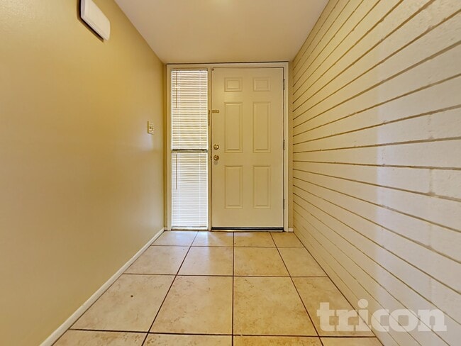 Photo - 4127 W Mission Ln