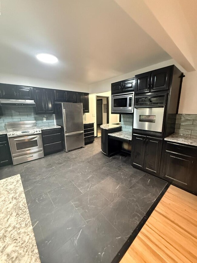 Photo - 1513 N Buckner St