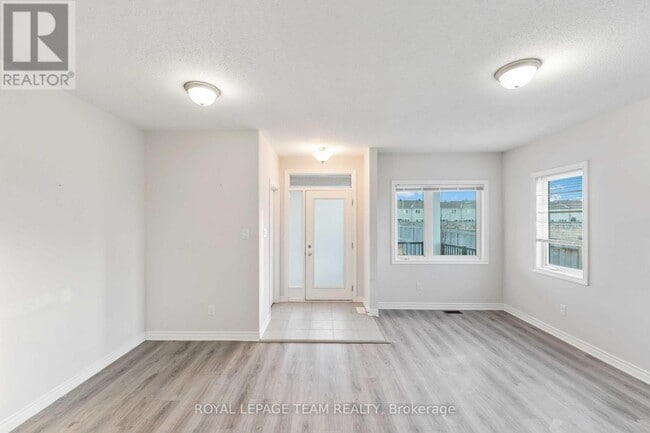 Photo - 140 Walleye Private