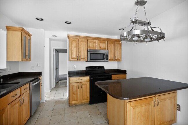 Photo - 8711 Gilly Way