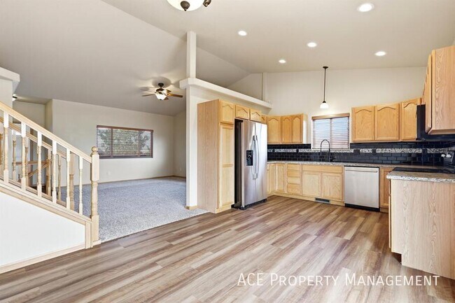 Photo - 14835 Fox Trail