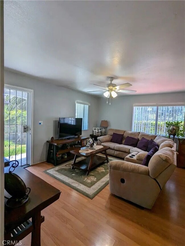 Photo - 2325 S Harcourt Ave